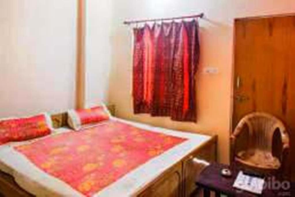 Oyo 23139 Natraj Inn Varanasi Dış mekan fotoğraf